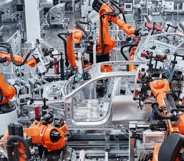 Robot Công Nghiệp Kết Hợp AI: Xu Hướng Của Nhà Máy Tương Lai